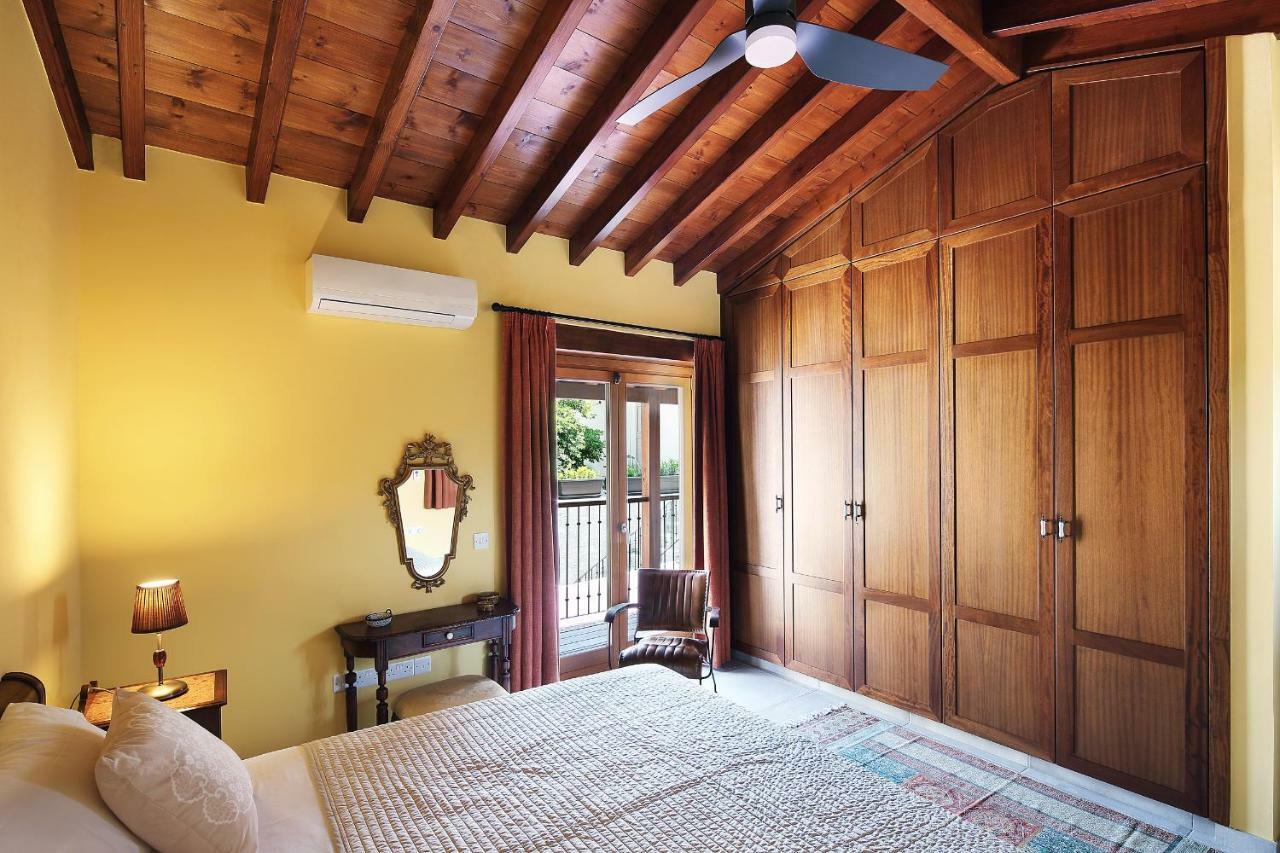 Kantara House - A Rural Retreat Of Comfort & Class! Арсос Экстерьер фото